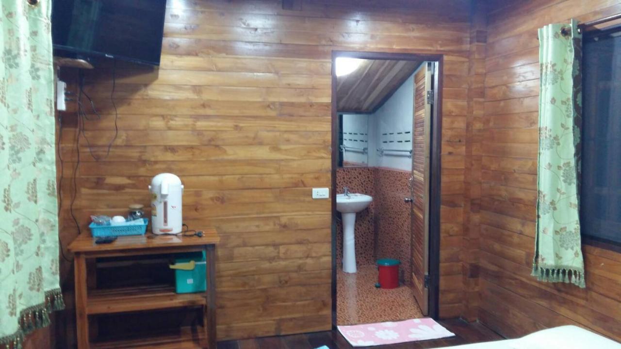 Hotel Baan Kaset Bandit Khao Kho Exteriér fotografie